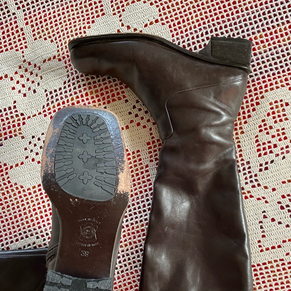 SOLD~~ Vintage Square Toe Knee High Low Heel Boots - Picture 5 of 5